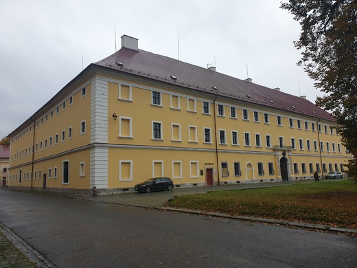 Josefov, galerijní a hotelový dům 3-3.jpeg